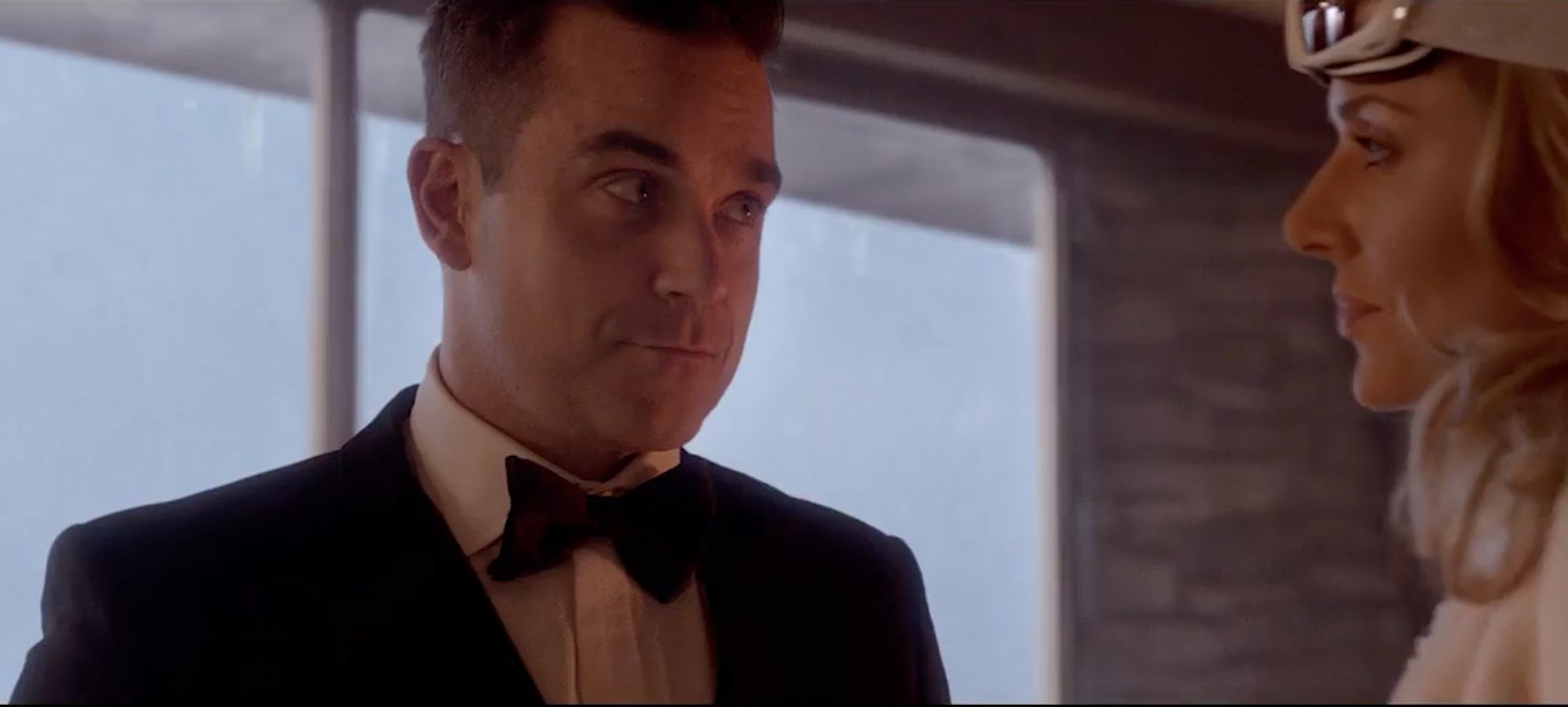PUB Café Royal : Agent's Choice avec Robbie Williams [HD]