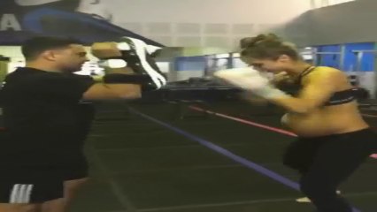 Hamile model eleştirilerin hedefi oldu