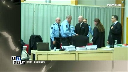 Découvrez la cellule d'Anders Breivik filmée par la télé - Regardez