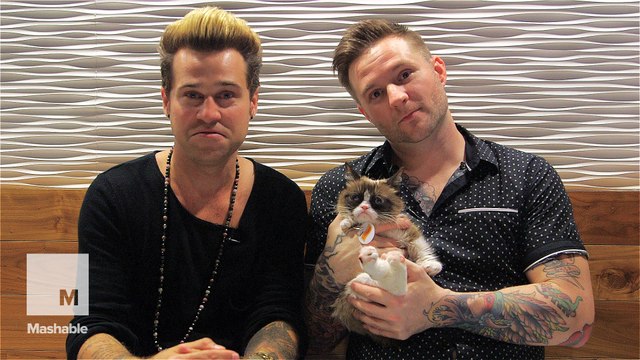 Ryan Cabrera and Blake Lewis meow-sing to Grumpy Cat