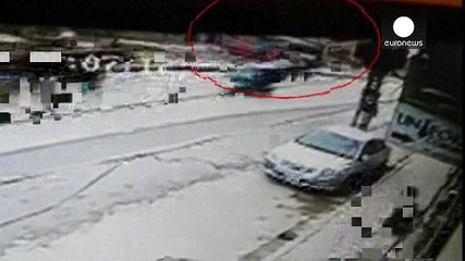 Paquistão: Bomba-relógio no interior de autocarro provoca inúmeras vítimas