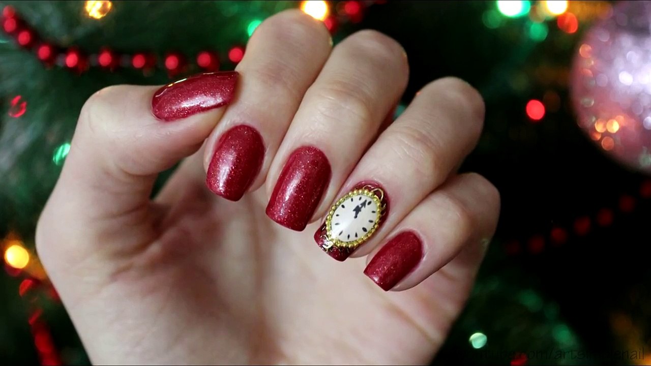 Manicure Watches. New design nail varnish on the gel with liquid stone and Bulonki