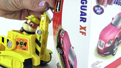 Çizgi Film - Paw Patrol - Rubble ve Chase  Jaguar XF  araba yapıyor İzle