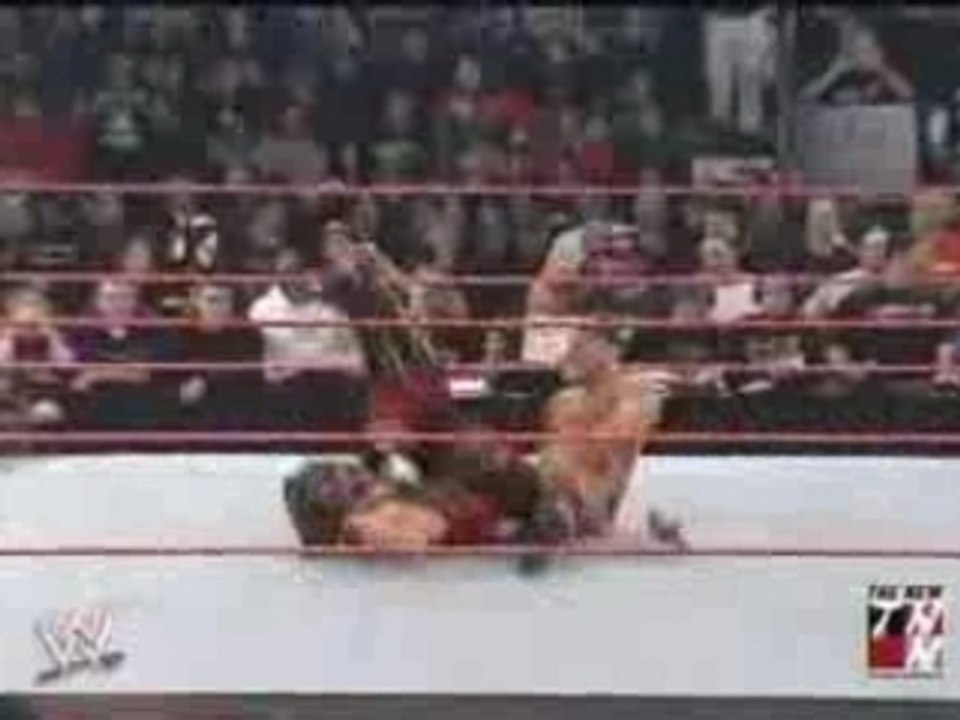 WWE - Batista bomb sur kane