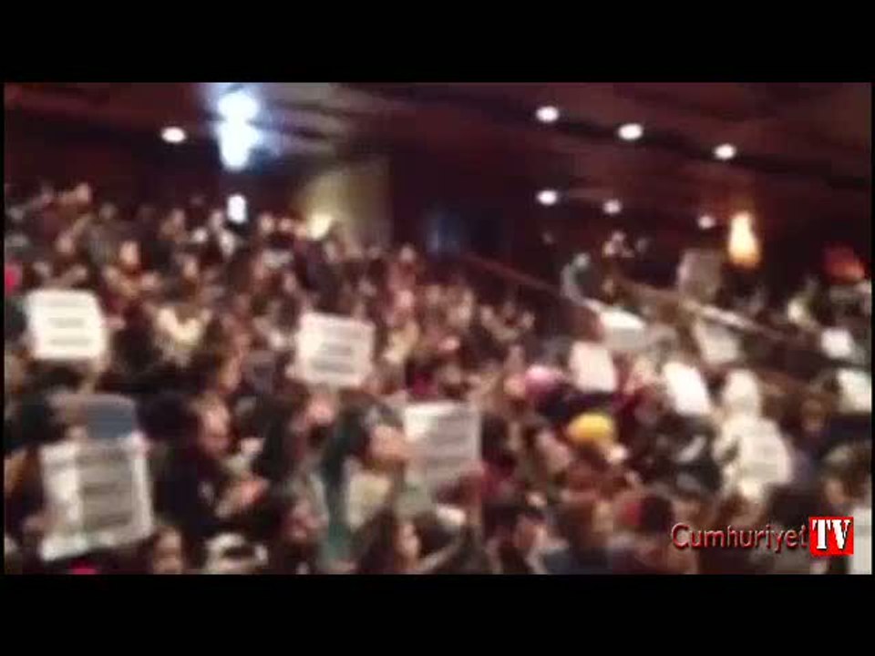 Öğrencileri tutuklanan akademisyenin dersinde…