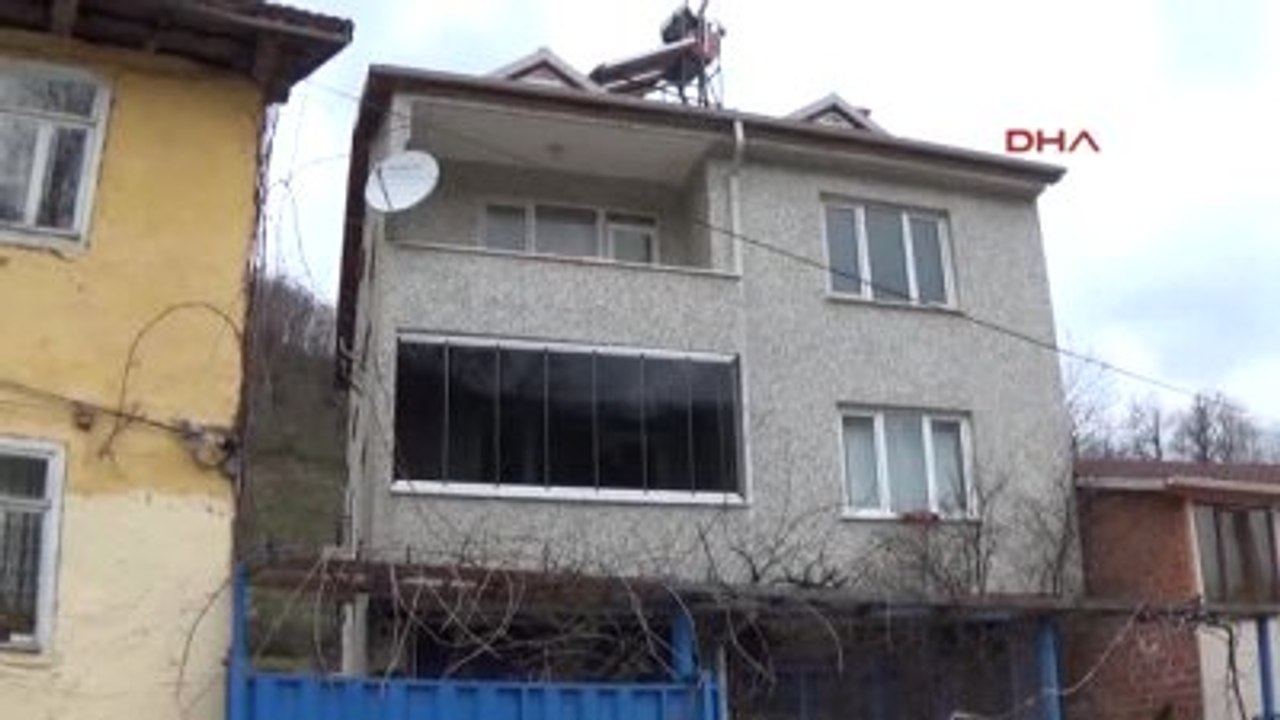 Bursa İnegöl Almanya?da Patlayan Otomobilde Ölen Sürücünün İnegöl?de Yaşayan Annesi