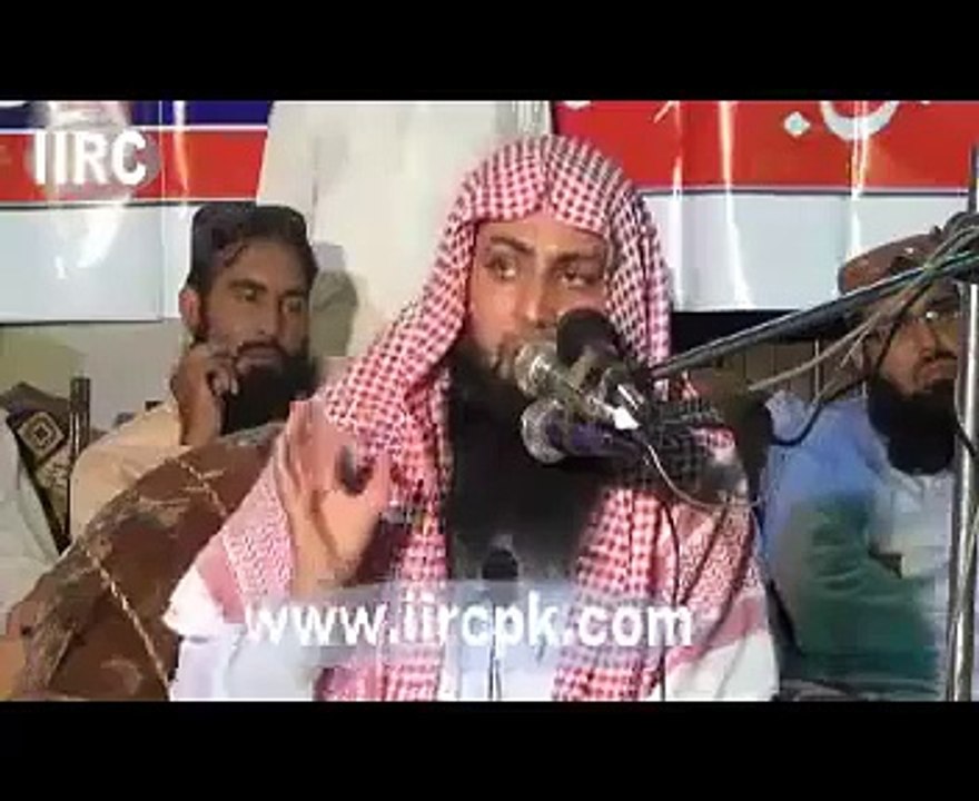 A Molvi Bashing Allama Iqbal