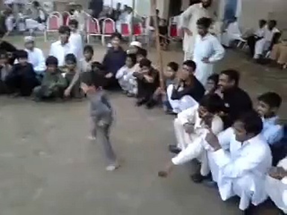 yeh talent sirf apko Pakisatn mein milay gaa