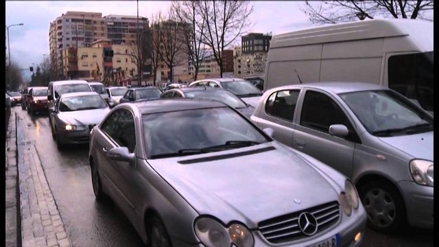 Shitja e makinave. Shkurtohen proçedurat, gjithçka tek noteri