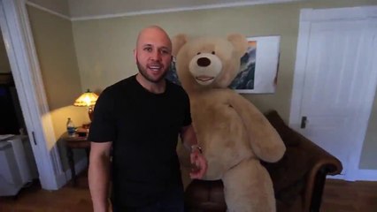 Giant Teddy Bear Valentine Prank!! How To Prank-2