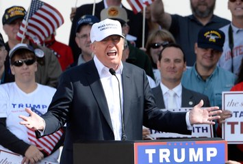 Philippe Labro - "Trump et la casquette blanche"