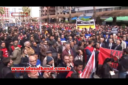 GENEL-İŞ üyeleri kıdem tazminatı ve kiralık işçi tasarısını protesto etti