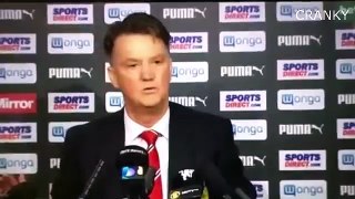Louis Van Gaal Leaves Press Conference And Calls Journalist A Fat Man 13/01/2015