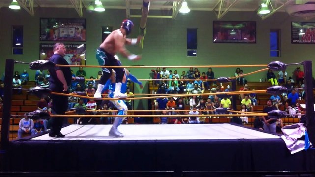 Blazing Star vs. Angel Astral - Invasion Mundial de Lucha Libre (World Invasion of Lucha Libre)