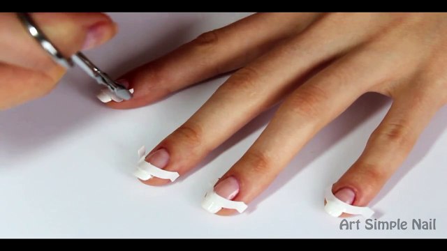 Французский маникюр со стразами - French Manicure