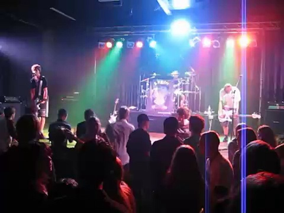 Lyron Live