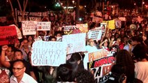 Multitudinaria marcha contra Keiko Fujimori en Perú