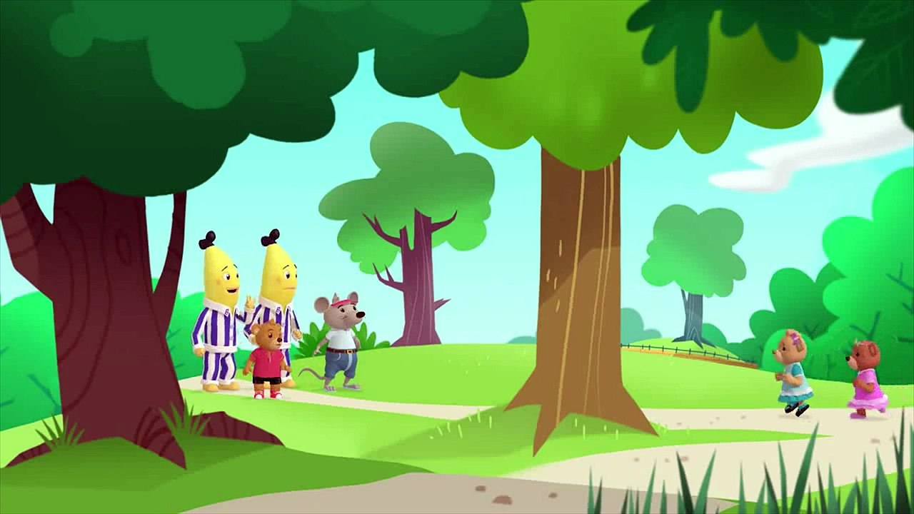 Giant jelly ball! | Bananas in Pyjamas