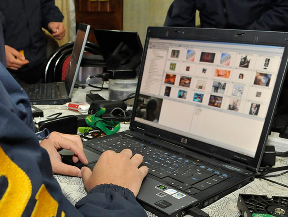 Denunciado por malos hábitos en internet