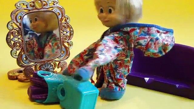 Мама Барби, Маша и Медведь. Серия 5. Покупки