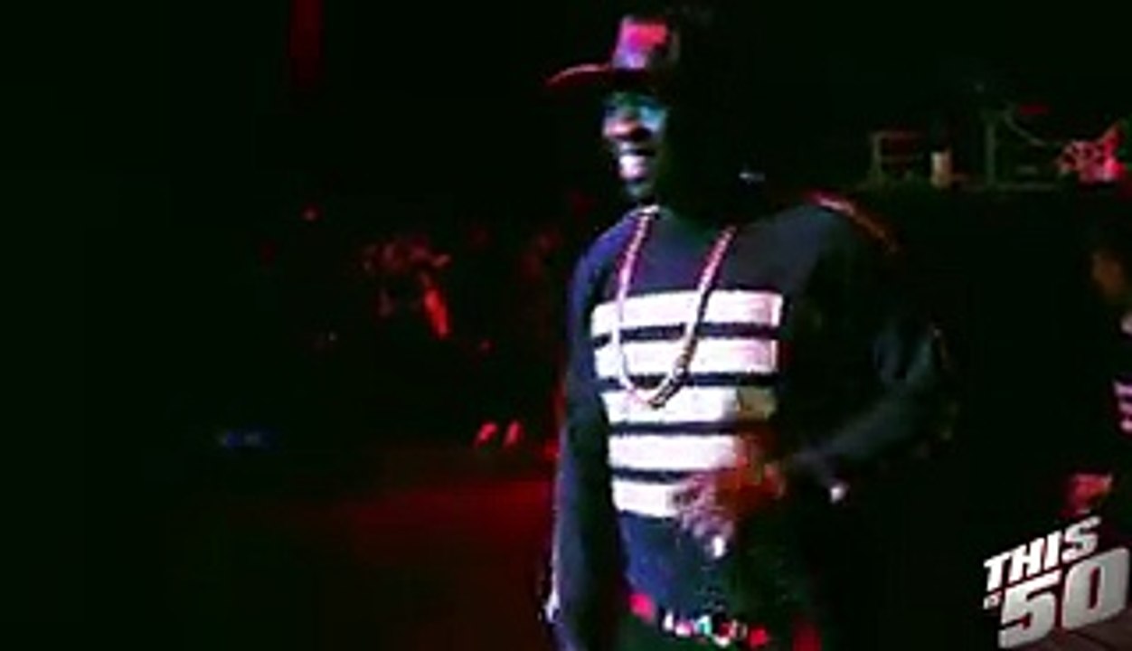50 Cent x Chris Brown - I'm The Man (Live in Oakland) -