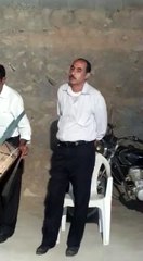 Band Bajy Walon Ka Apna he band baj gya