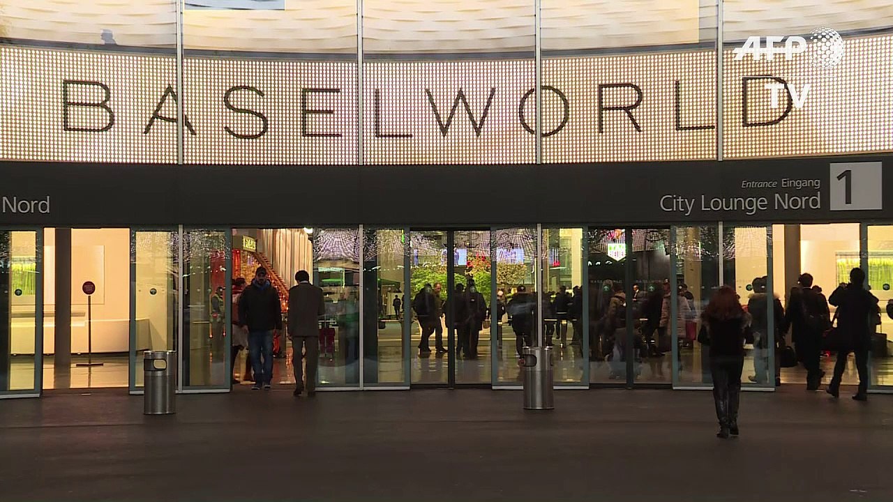 Menos luxo na Baselworld 2016