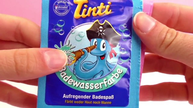 Tinti s’amuser dans le bain s’amuser avec les vagues – Jeu pour le bain avec des bâteaux