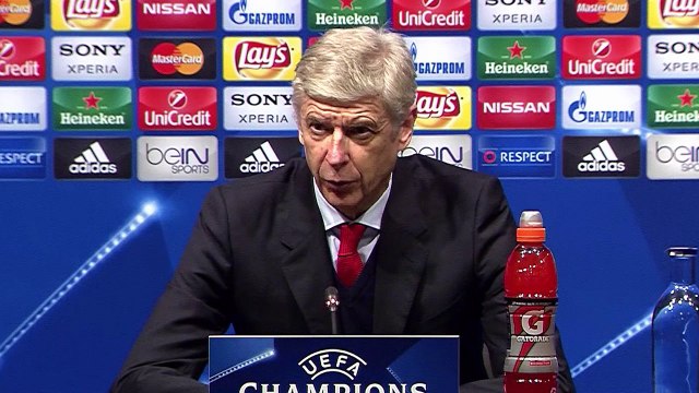Wenger : Certains joueurs du Barça transforment la vie en art