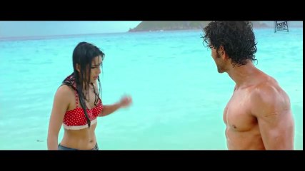 Katrina Kaif | Mere Kapde Kisne Badli | Hindi Movie Scene