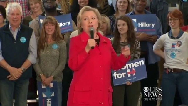 Дональд Трамп выложил в Сеть видеоролик с лающей Хиллари Клинтон и улыбающимся Владимиром Путиным в главных ролях.