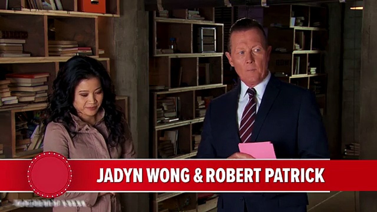 Scorpion - Scorpion Chemistry Experiment  Robert Patrick & Jadyn Wong-copypasteads.com