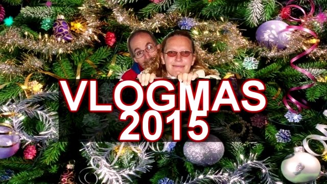 Vlogmas Day 6 - Cat Kisses