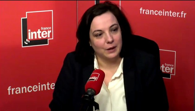 Emmanuelle Cosse : Je reste opposée à l'inscription de la déchéance de nationalité dans la Constitution