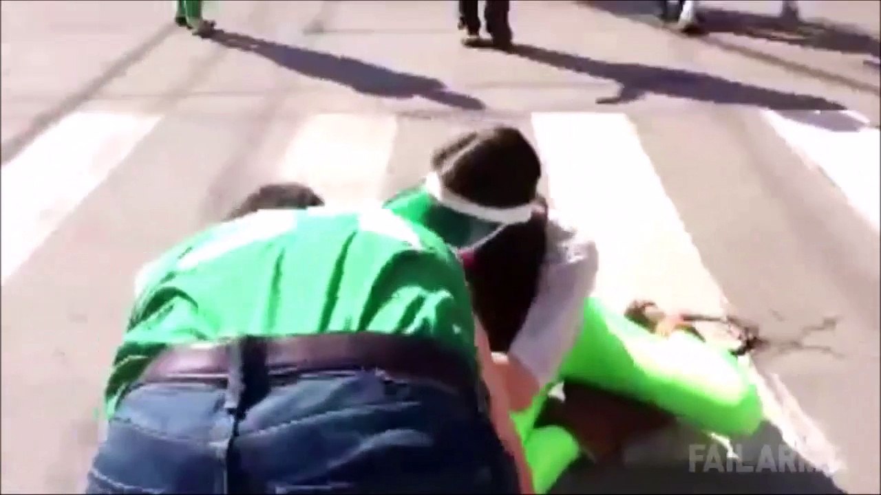 Compilation de Fails de gars bourrés. Et ca fait mal