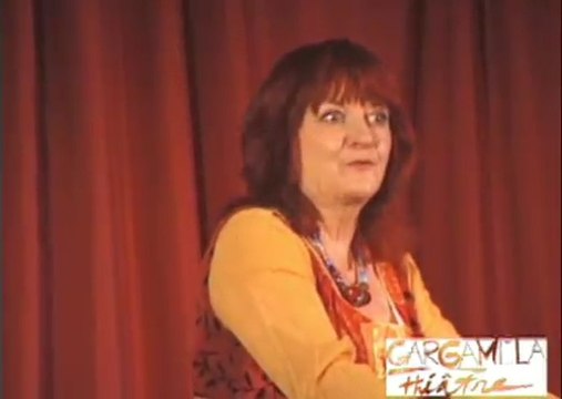 Extrait du spectacle 'Contes et Chansons d'un pays: Les Cevennes' Anne Clement et Millie Dolan