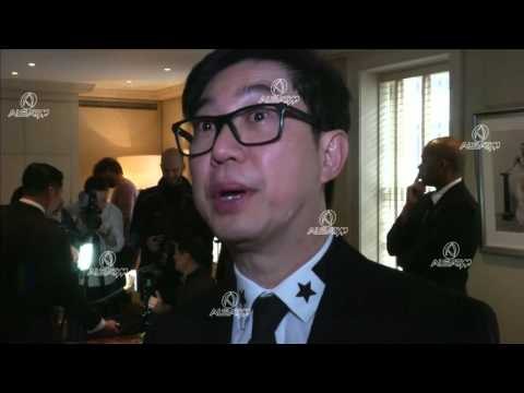 Аукција на 10 каратен син дијамант 16 03 2016