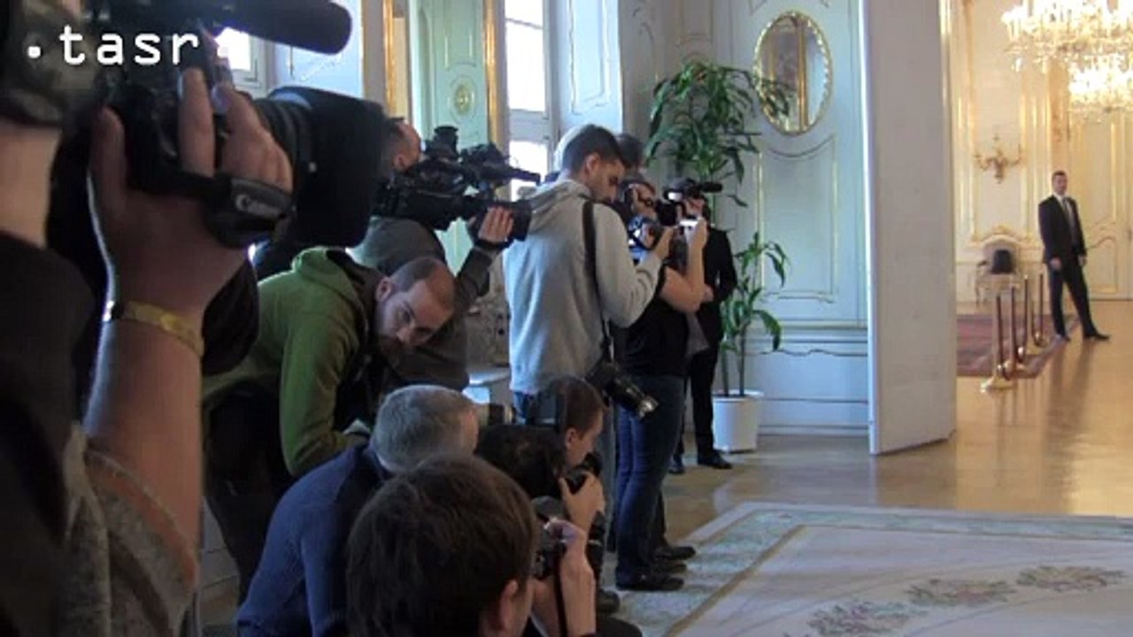 Robert Fico predložil prezidentovi dohodu o zostavení koalície