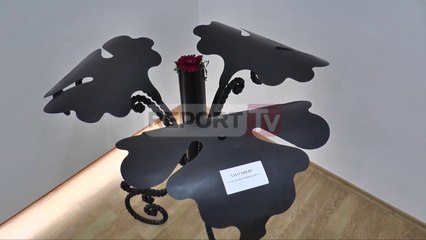 Report TV - “Frymë pranverore”, eskpozita e artistëve të rinj sjellin pranverën