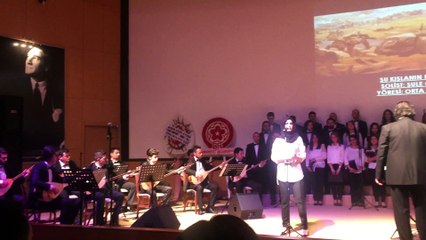 07-CÜ-GSF-THM - Şule Özdemir-Şu Kışlanın Kapısına  (1)