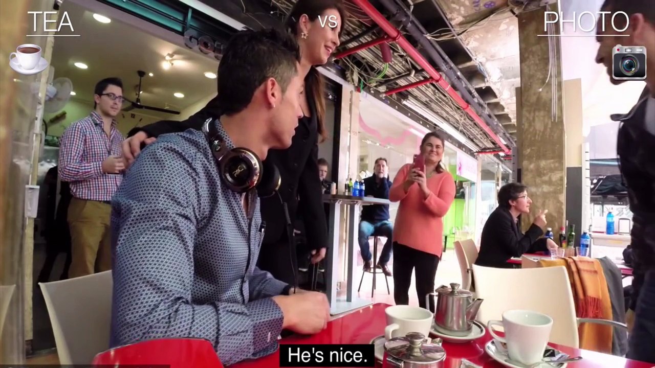 Cristiano Ronaldo cuando sale a la calle a tomarse una taza de té