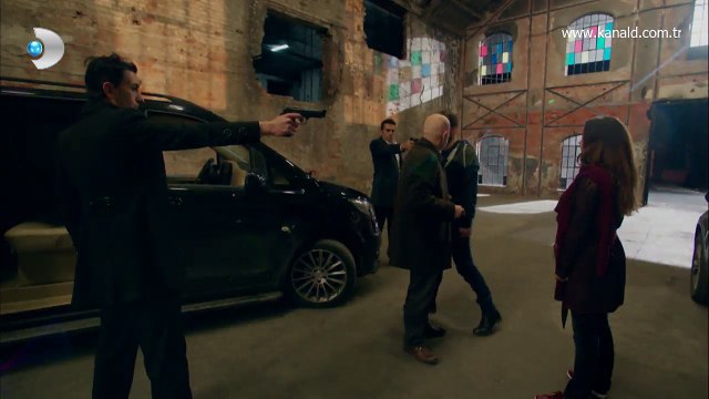 Poyraz Karayel 49. Bölüm - Adil namlunun ucunda!