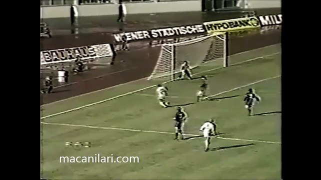 02.03.1983 - 1982-1983 UEFA Cup Winners' Cup Quarter Final 1st Leg FK Austria Wien 0-0 Barcelona