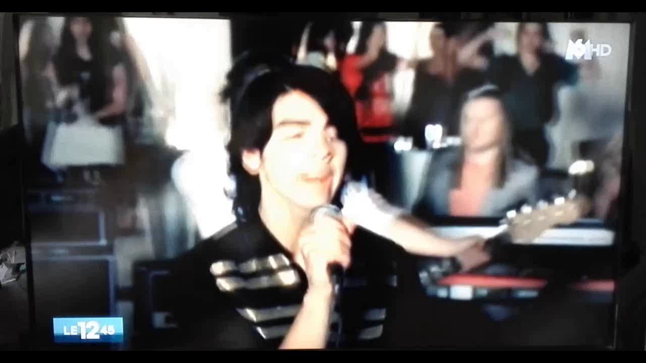 DNCE dans le 12/45 d'M6 (17/03/16)