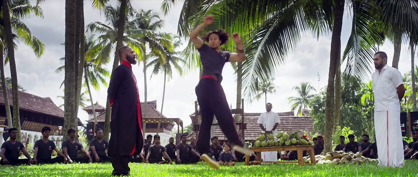 BAAGHI (2016) Hindi movie full trailer by tiger shroff & shraddha kapoor