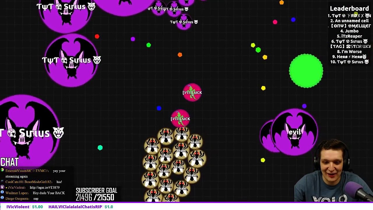 playing agario 1