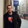Batman v Superman : Henry Cavill se rend à New York habillé en Superman