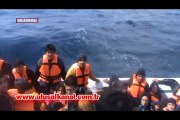 54 mülteciyi taşıyan lastik bot İzmir Dikili açıklarında durduruldu