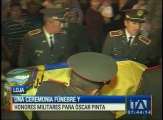 Realizaron ceremonia fúnebre y honores militares para Óscar Pinta