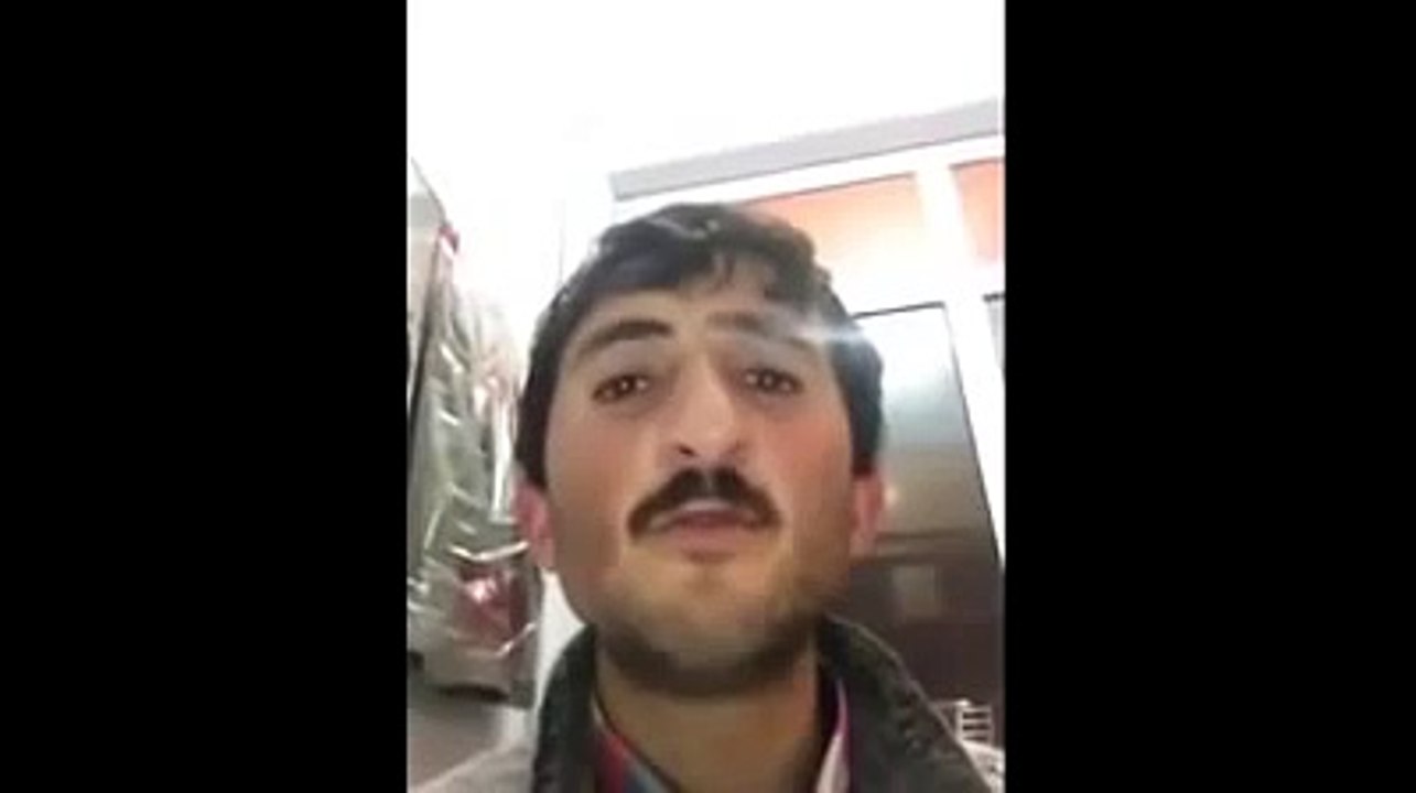 Mala Bağlayan Şarkıcı -uzun ince bir yoldayım gidiyorum gündüz gece